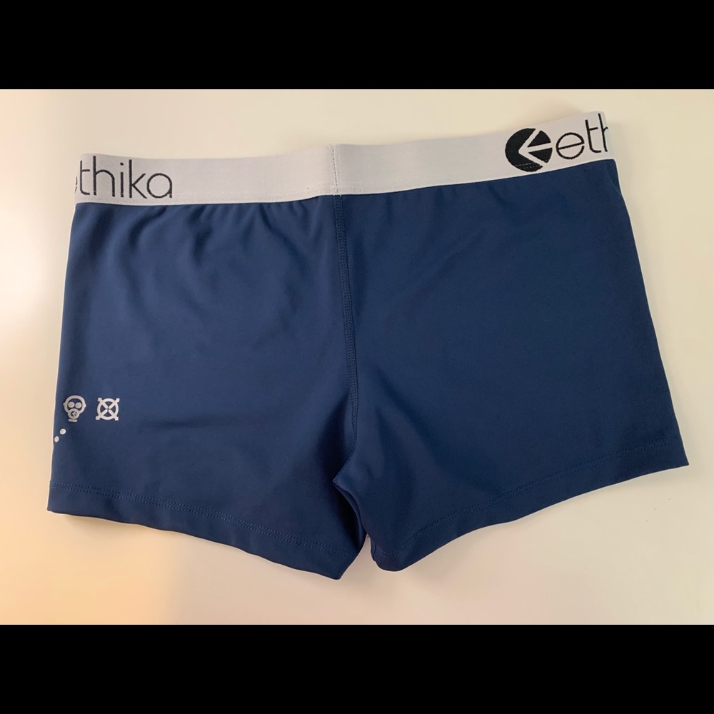 Ethika shorts - Picture 2 of 3